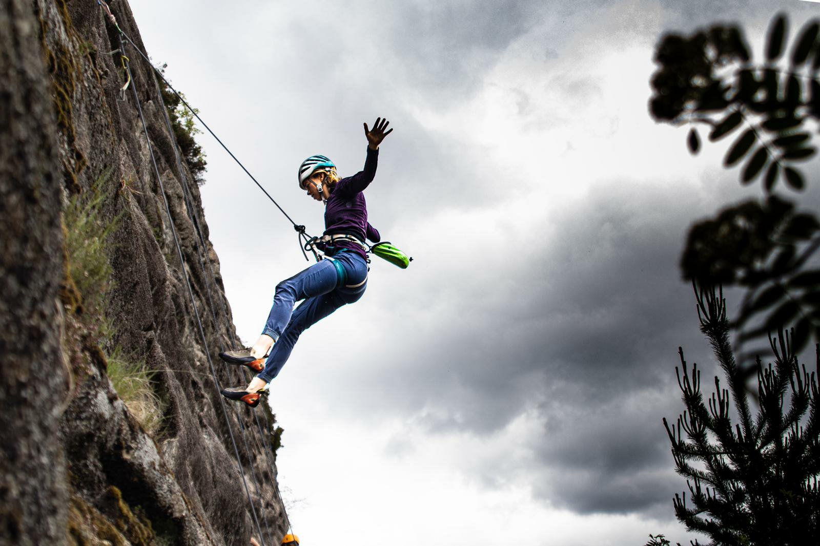 Dynamic Belaying – Soft Catches (Video)